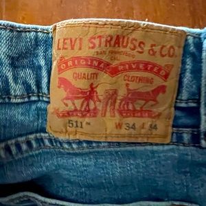 511 Levi’s 34x34